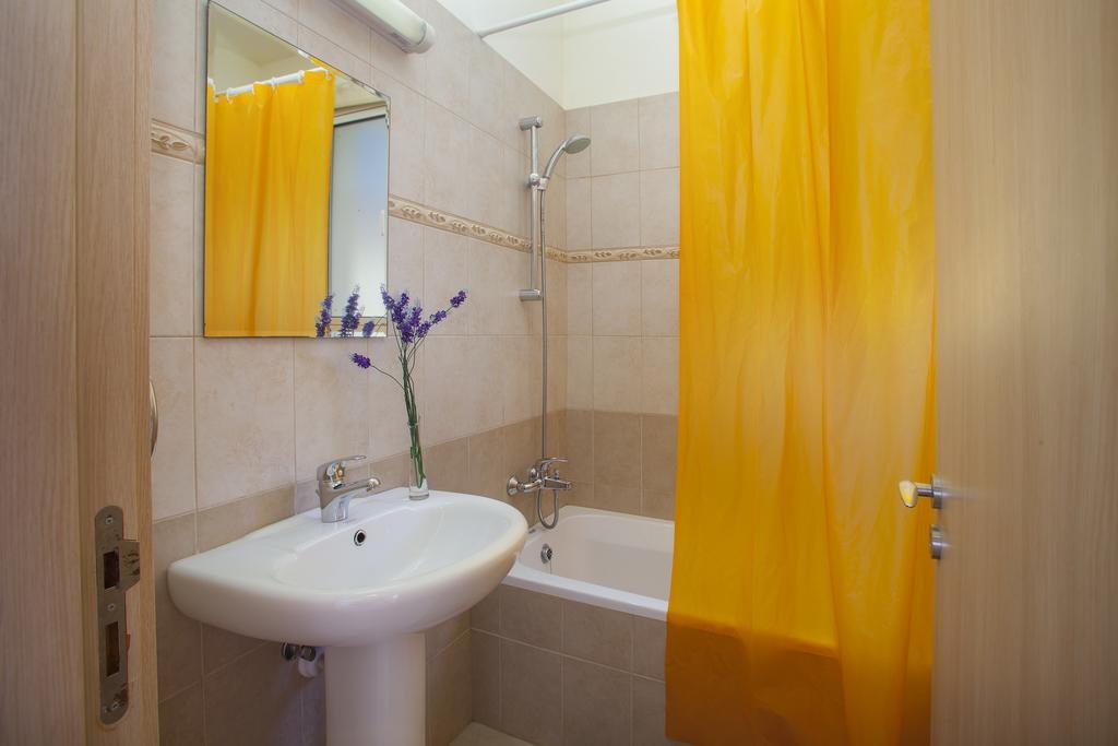 Villa Clematis 普罗塔拉斯 外观 照片